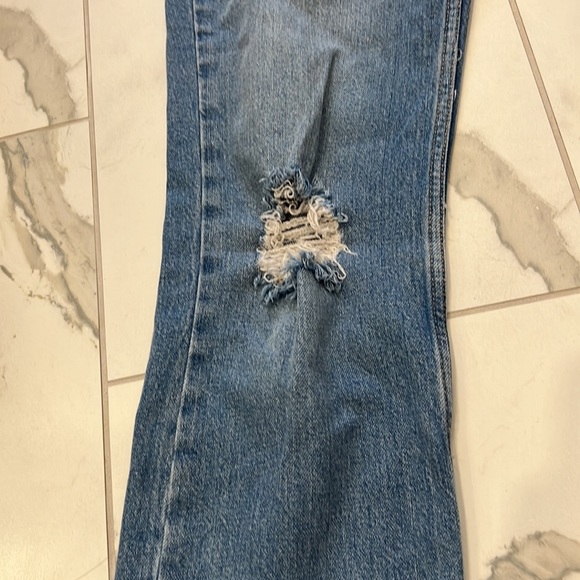 Zara Jean - Picture 3 of 5